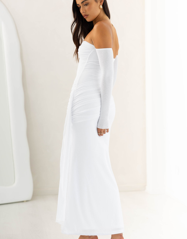 Beginning Boutique - Breanna White Long Sleeve Ruched Maxi Dress