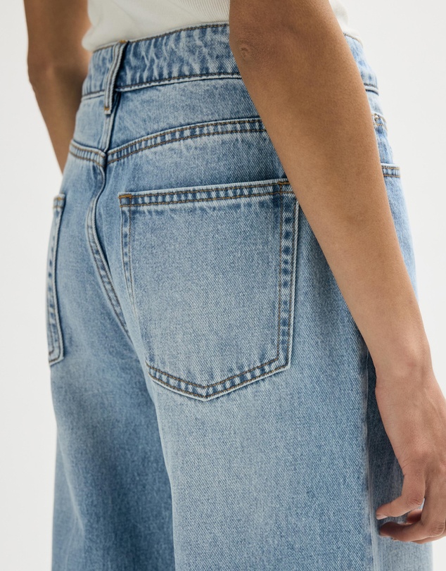 Minima Esenciales - Ash Pressed Crease High Rise Jeans