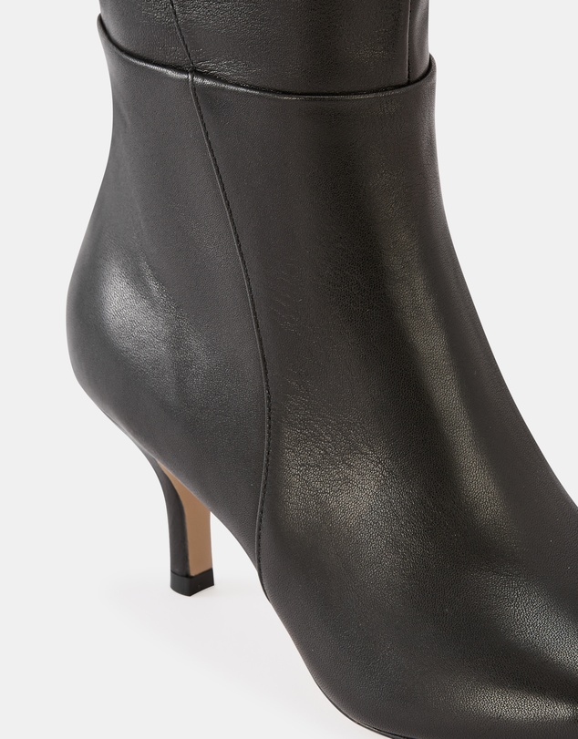Wittner - Tyra Leather Knee High Boots