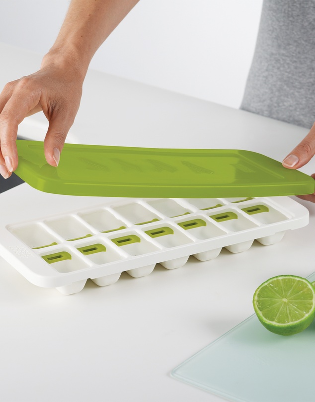Joseph Joseph - QuickSnap™ Plus Easy Release Ice-Cube Tray with Stackable Lid (Green)