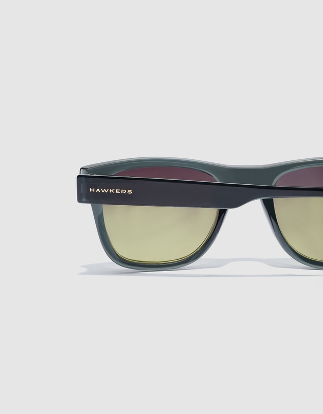 Hawkers Co - HAWKERS - Moss TOX Sunglasses for Men and Women UV400