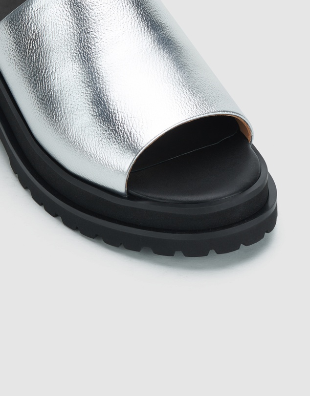 Rollie - Slide Step Flat