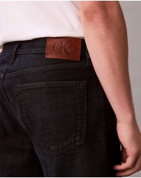 Calvin Klein Jeans - Standard Straight Fit Jeans