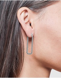 Pastiche - Tessa Hoops