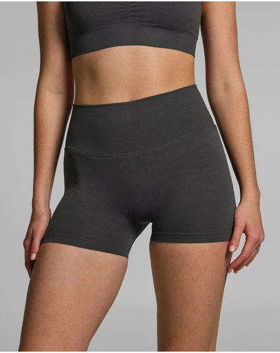 Rockwear - Seamless Scrunch Bum Booty Shorts