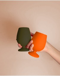 porter green - stemm | silicone unbreakable wine glasses