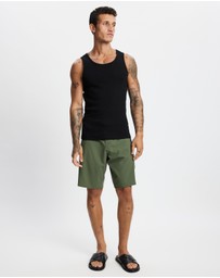 Former - Skittish 19' Trunks