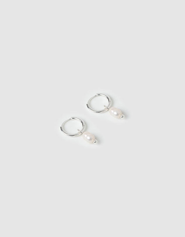 Arms Of Eve - Cordelia Pearl Earrings - Silver