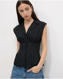 Calli - Tucked Sleeveless Shirt