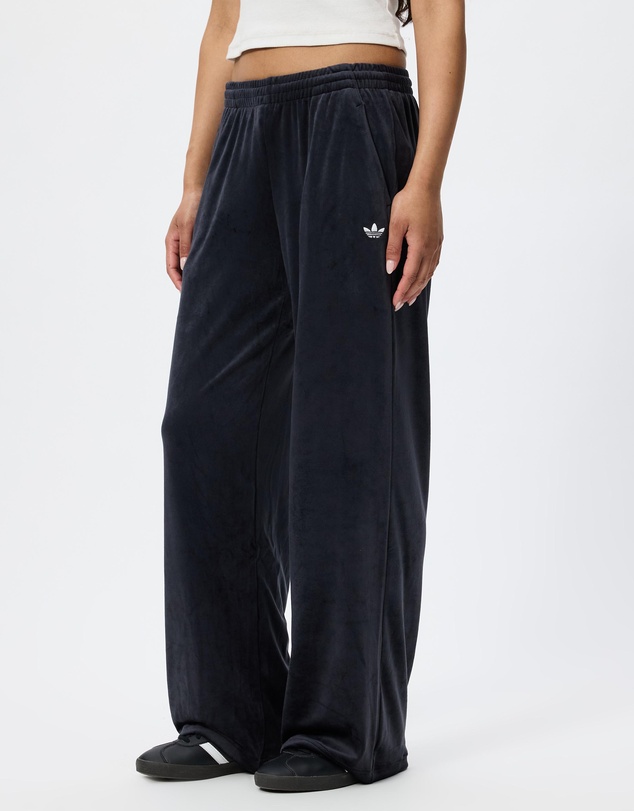 adidas Originals - Essentials Velour Pants