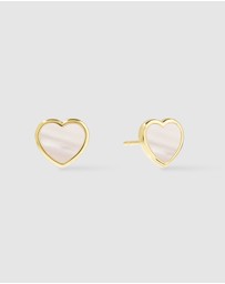 Wanderlust + Co - Heart Pearl & Gold Stud Earrings