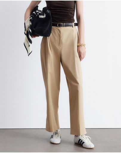 Beige Medium Dusty