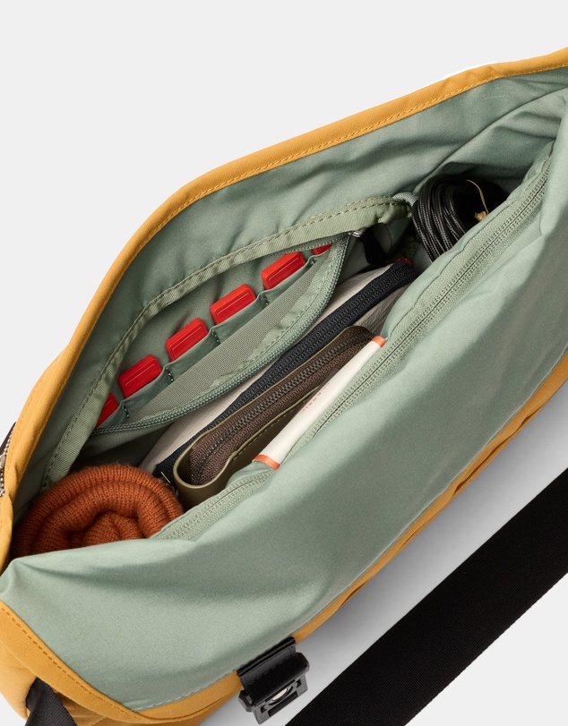 Bellroy - Classic Messenger 8L - Gaming Edition