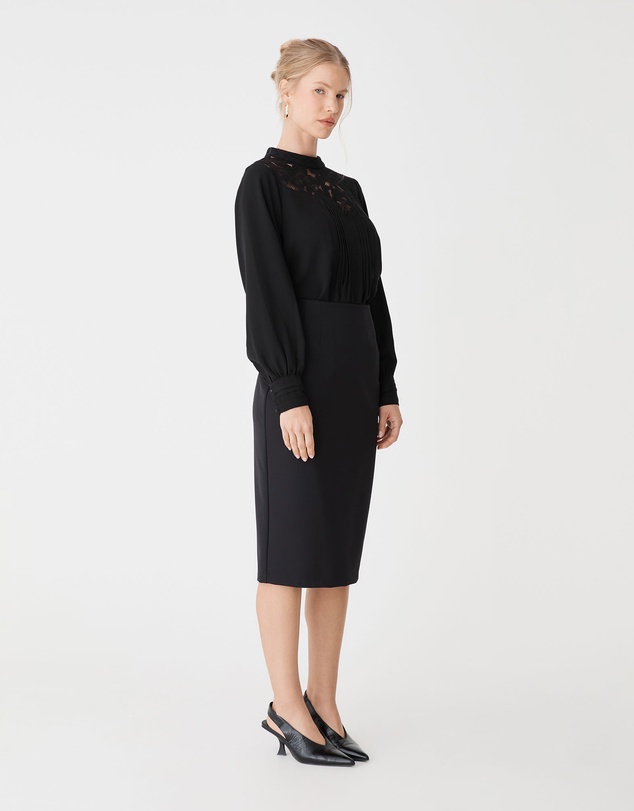 Forcast - Fiora Lace Yoke Blouse