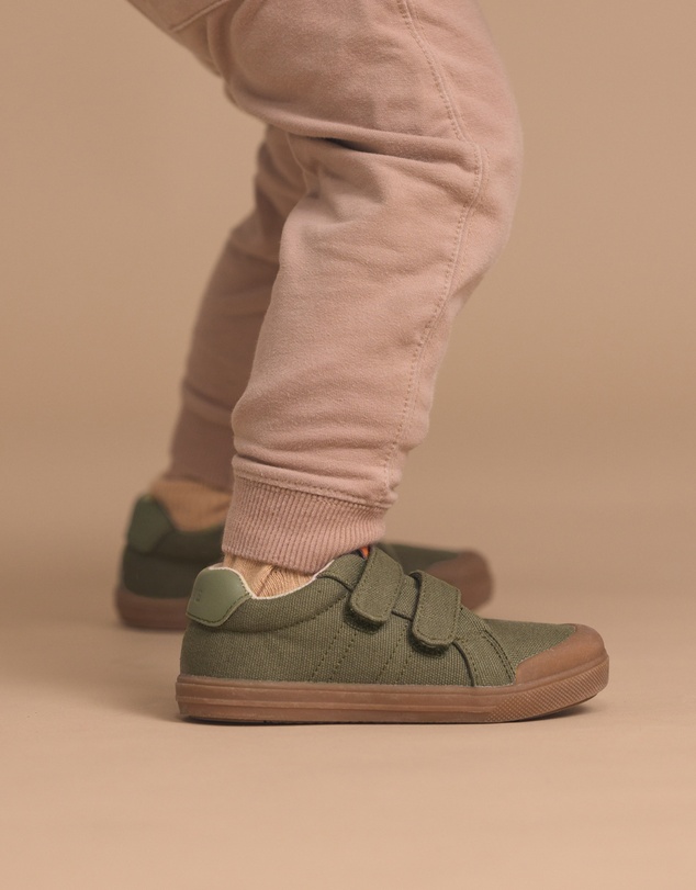 Pretty Brave - OTTO CANVAS Olive