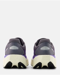 New Balance - FuelCell Rebel v5 - Women's