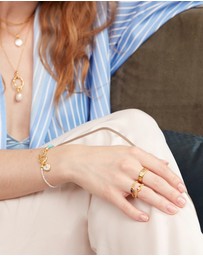 Ottoman Hands - Dela Textured Band Ring