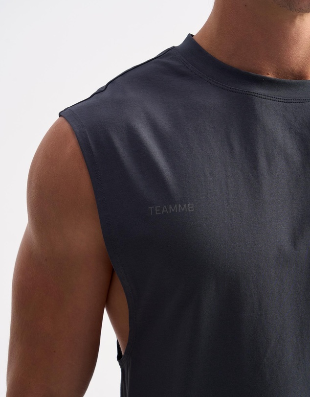 TEAMM8 - Strike Box Muscle Tank