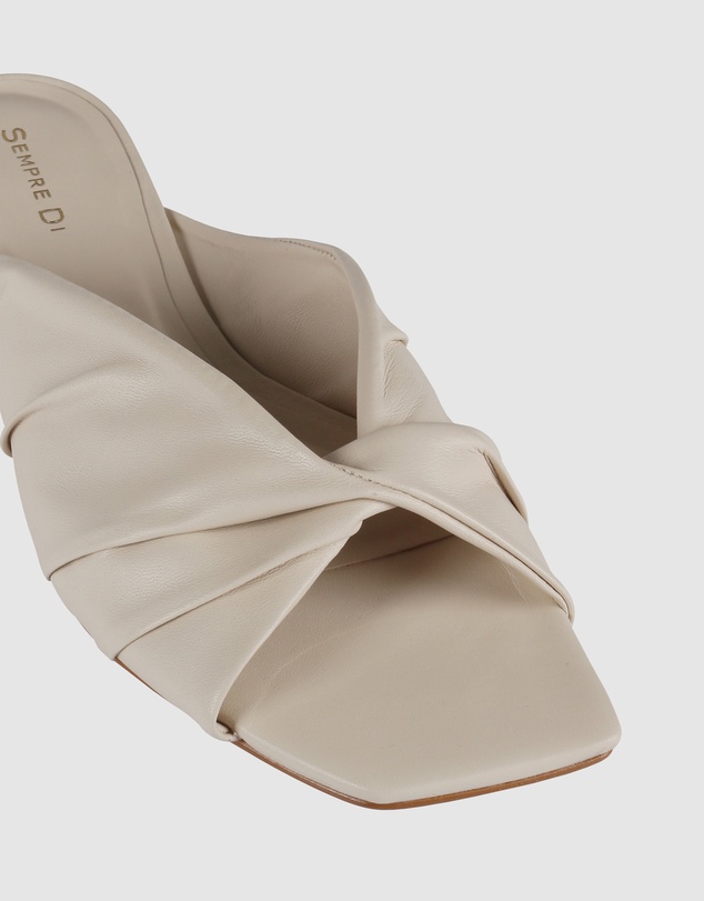 Sempre Di - Charlene Slides