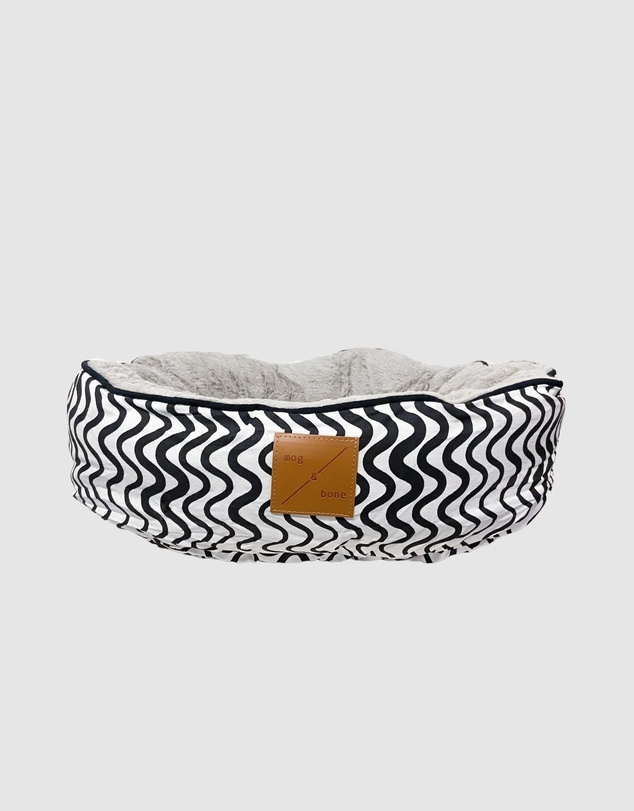 Mog & Bone - Reversible Cat Bed - Black Wave