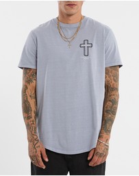 Kiss Chacey - Sanctus Dual Curved Tee
