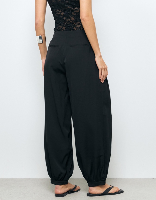 AERE - Balloon Cuffed Ankle Pants