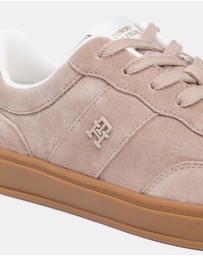Tommy Hilfiger - Jackie TH Heritage Suede Court Sneakers - Women's