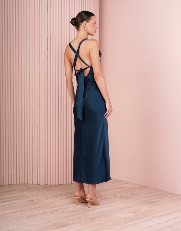 Azzurielle - Kaydy Cross Back Maxi Dress
