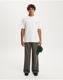 Cotton On - Box Fit Text T-Shirt