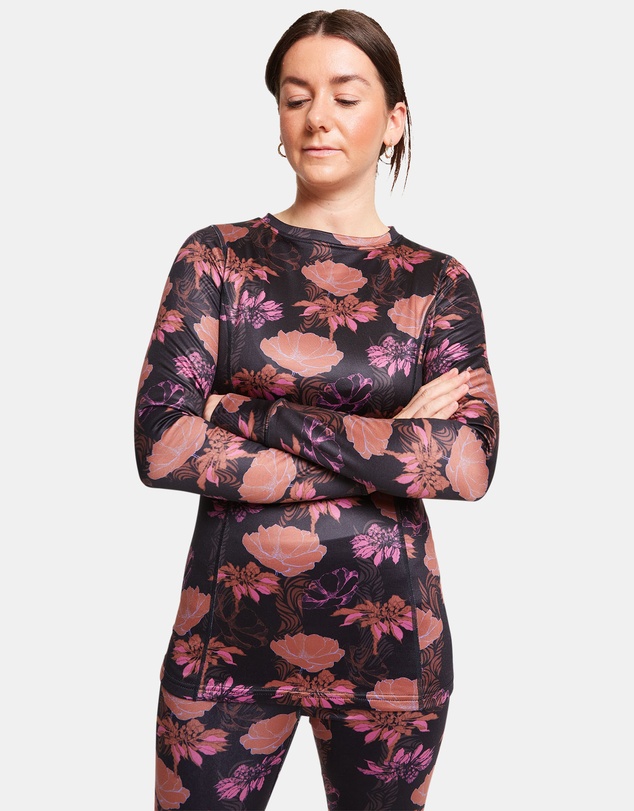 ROJO Outerwear - Women'S Living Best Life Crew Neck Top