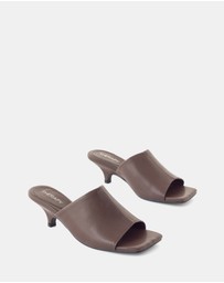 Therapy - Nassau Heels