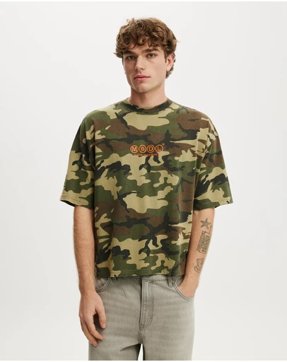 Cotton On - Cropped Fit Graphic T-Shirt