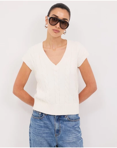Calli - Leo Wool Blend Cable Knit Vest