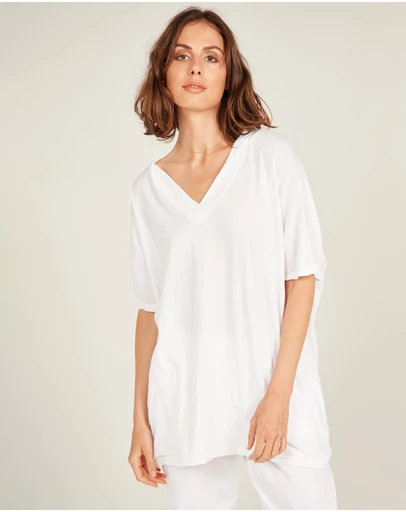 Primness - Loose V Tee