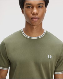 Fred Perry - Twin Tipped T-Shirt