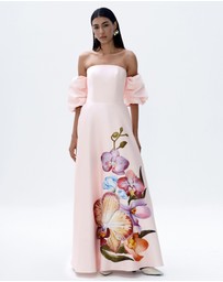 JUSTIN TONG - Stephanie Gown