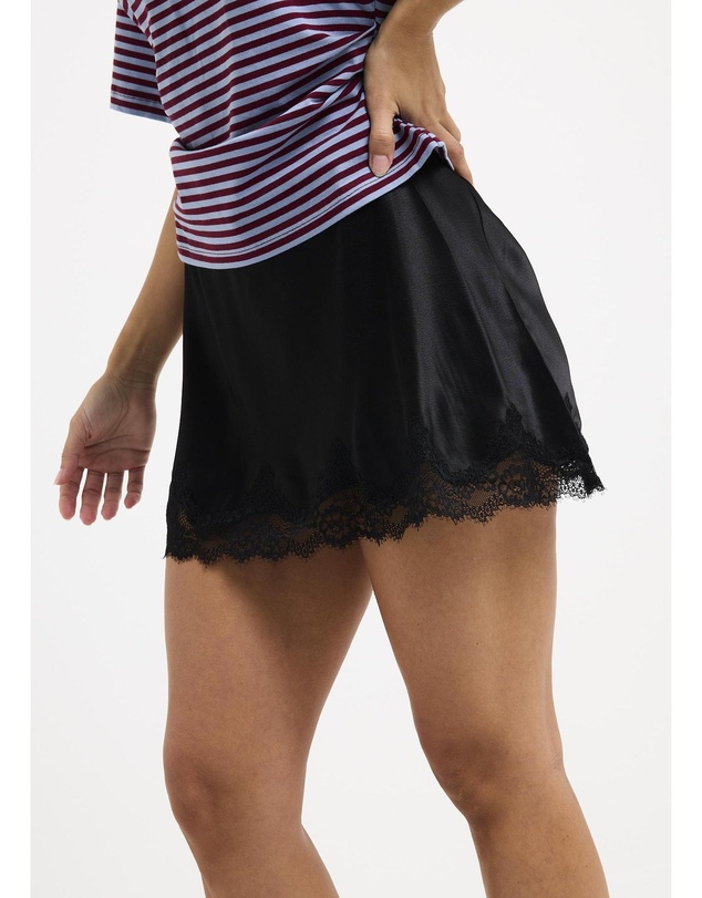 Alice In The Eve - Joy Lace Mini Skirt