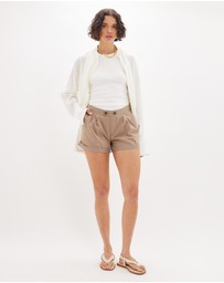 Amelius - Eleanor Tailored Short