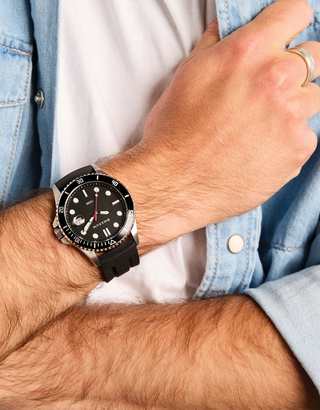 Maxum - Prince Black Dial & Silicone Band & Silver Tone Case