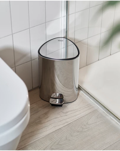 Joseph Joseph - EasyStore™ Luxe Stainless Steel 5L Pedal Bin with Liner Storage