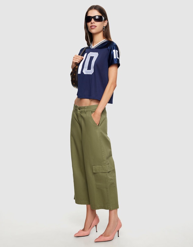 Lioness - Carrie Cargos