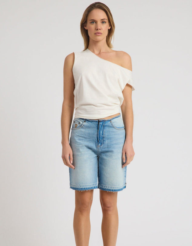 ONE TEASPOON - Rambler Mid Waist Wide Leg Boyfriend Denim Shorts - Endless Summer Blue