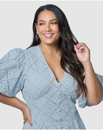 Something 4 Olivia - Sophia Broderie Maxi Dress