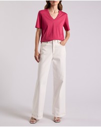 David Lawrence - Misty V Neck Cotton Tee