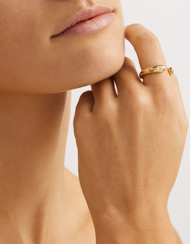 By Charlotte - Dewdrop Ring