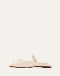 Jo Mercer - Nova Casual Flats