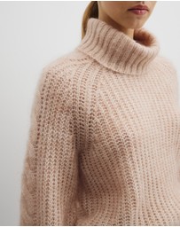 Country Road - Lofty Merino Wool Funnel Neck Knit