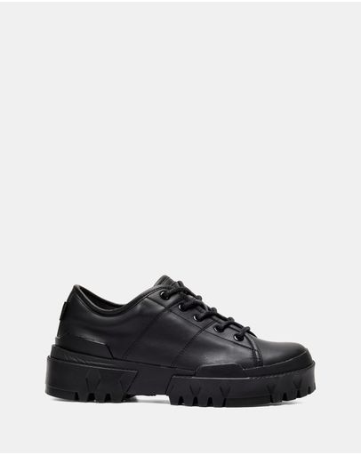 Black/Black