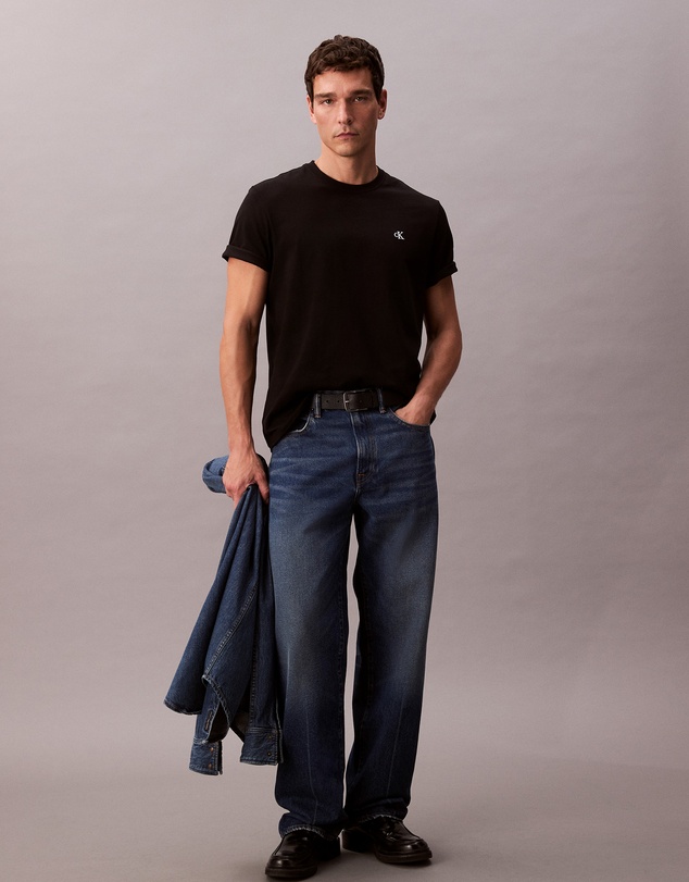 Calvin Klein Jeans - Embroidered Monogram Logo Relaxed T-Shirt