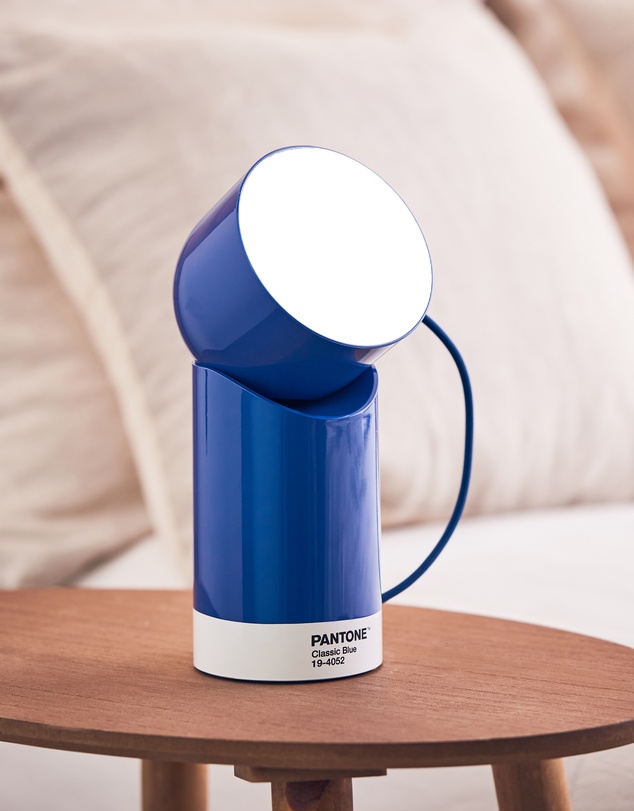 Lexon - Lexon Orbe Portable Led Lamp With Moving Head PANTONE - Classic Blue